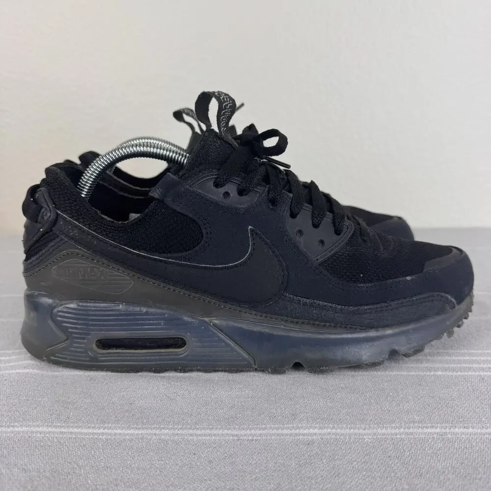 Men’s Nike Air Max Terrascape 90 Athletic Sneakers DQ3987-002 Triple Black 10